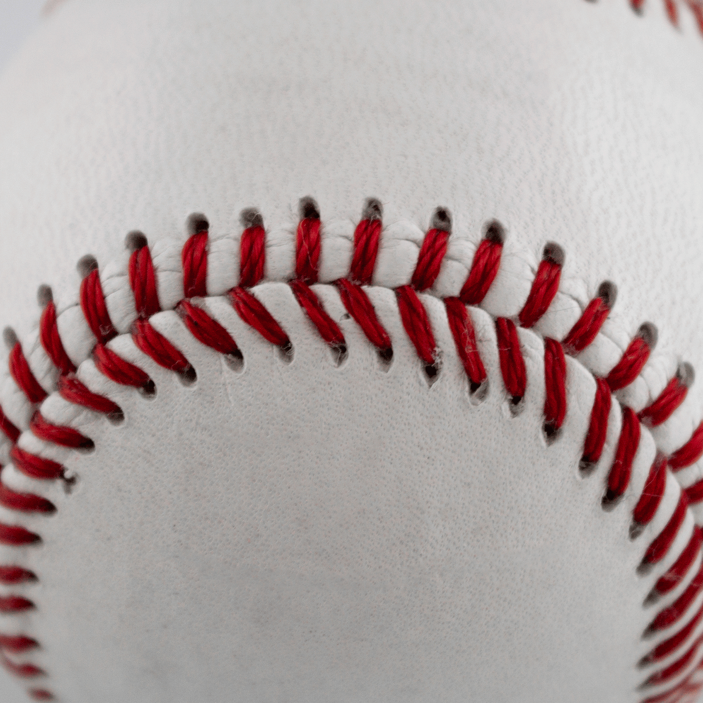 Pelotas de Béisbol 9” Piel de Res | Núcleo de Hule | Entrenamiento y Práctica