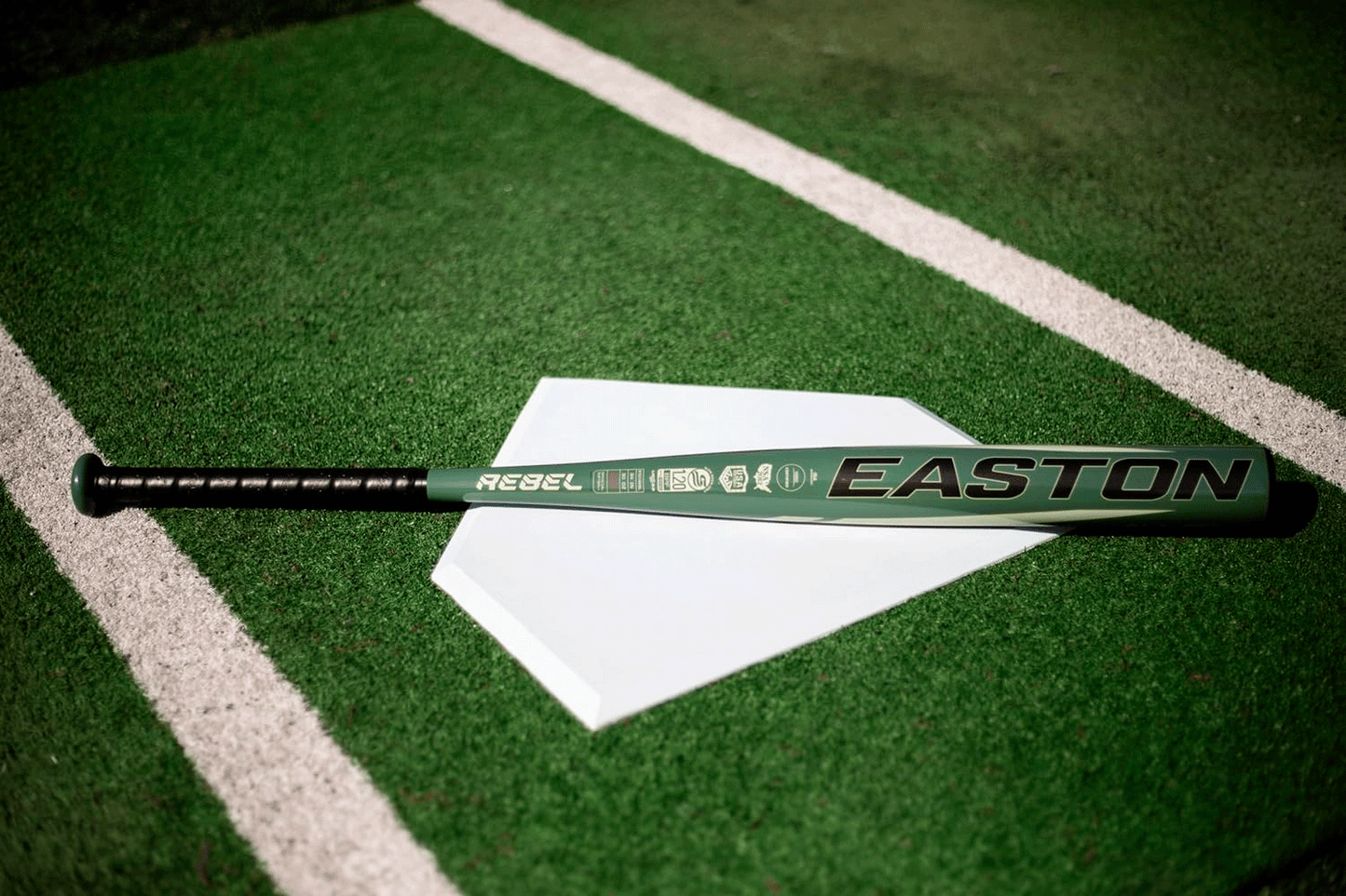 Bate de Sóftbol Easton Rebel | 1 Pieza ALX75 | Slowpitch